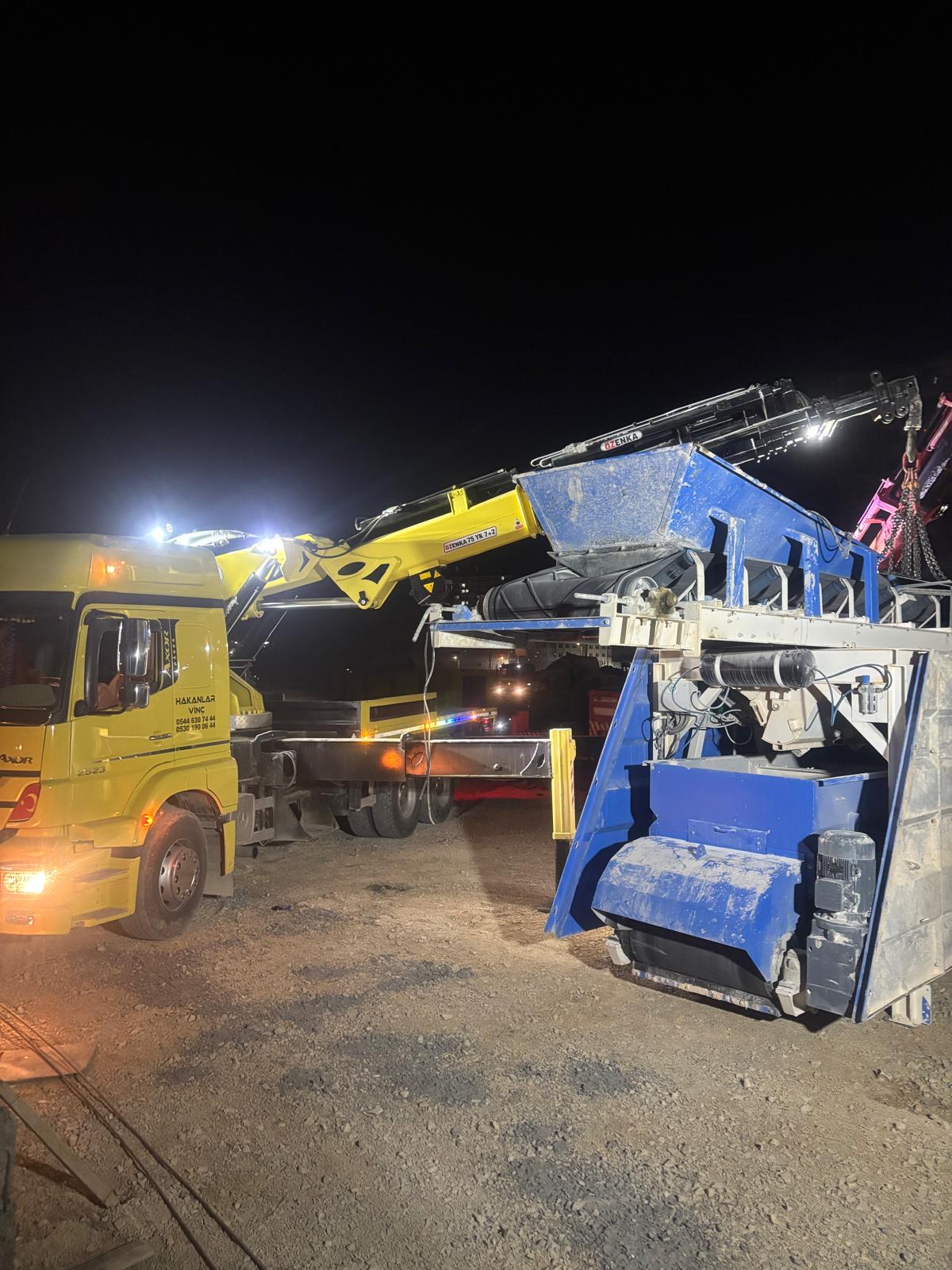 HAKANLAR VİNÇ – Malatya’da profesyonel vinç kiralama hizmeti, ağır tonaj, prefabrik ve çelik yapı projeleri için güvenli ve hızlı vinç çözümleri.